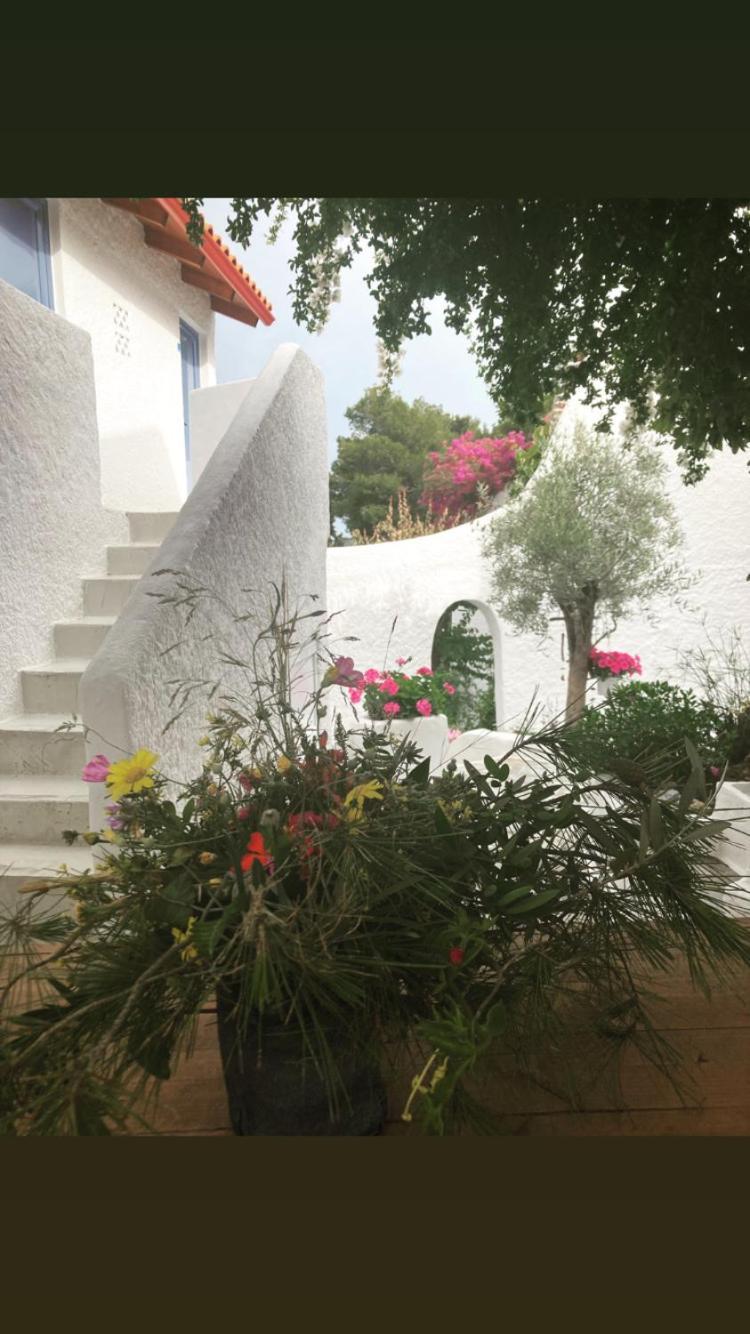 Rosys Little Village Skála المظهر الخارجي الصورة